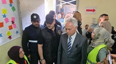 الشرطة تؤمن انتخابات بلدية دير البلح وسط القطاع