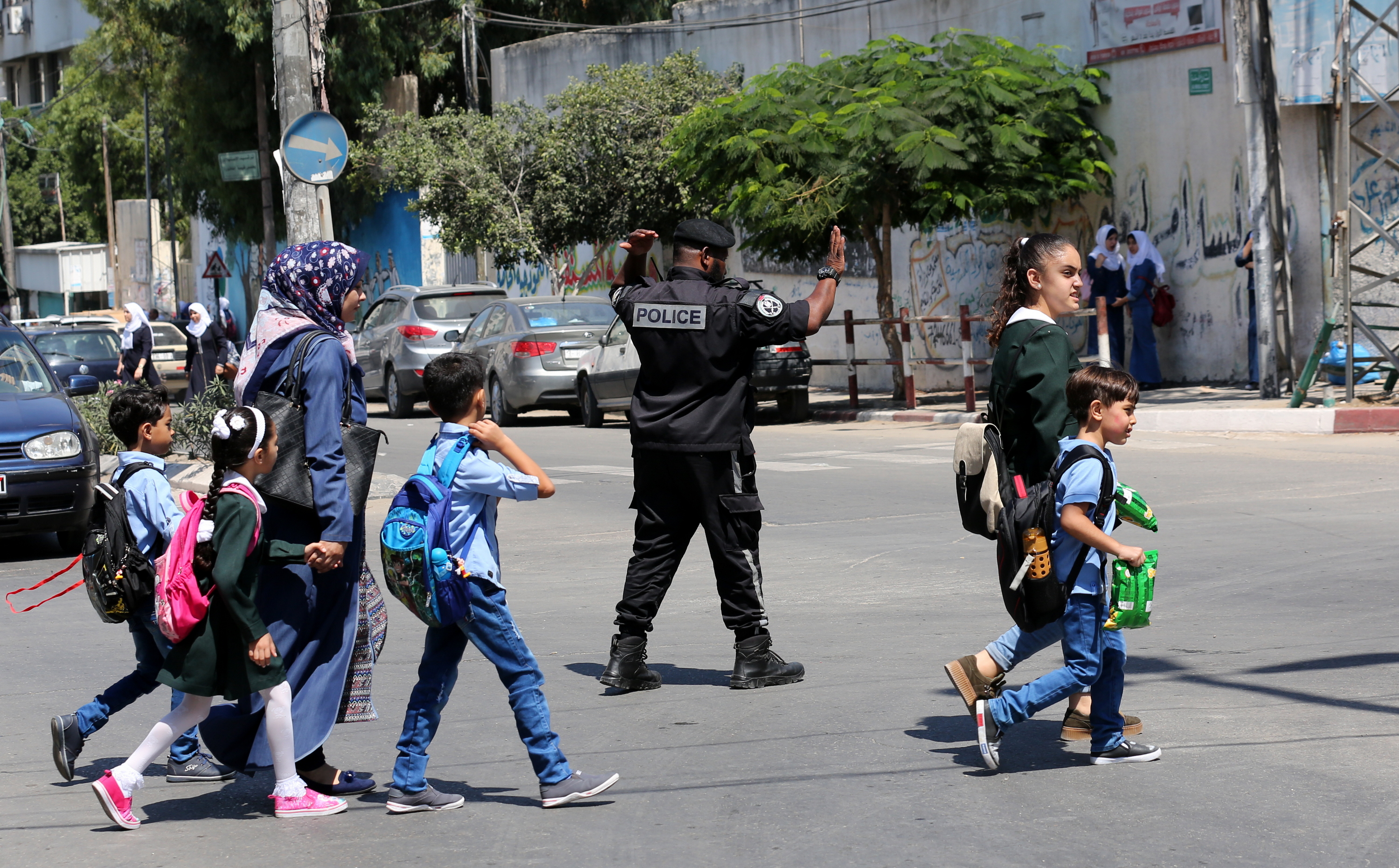 انتشار شرطة المرور مع بداية العام الدراسي الجديد