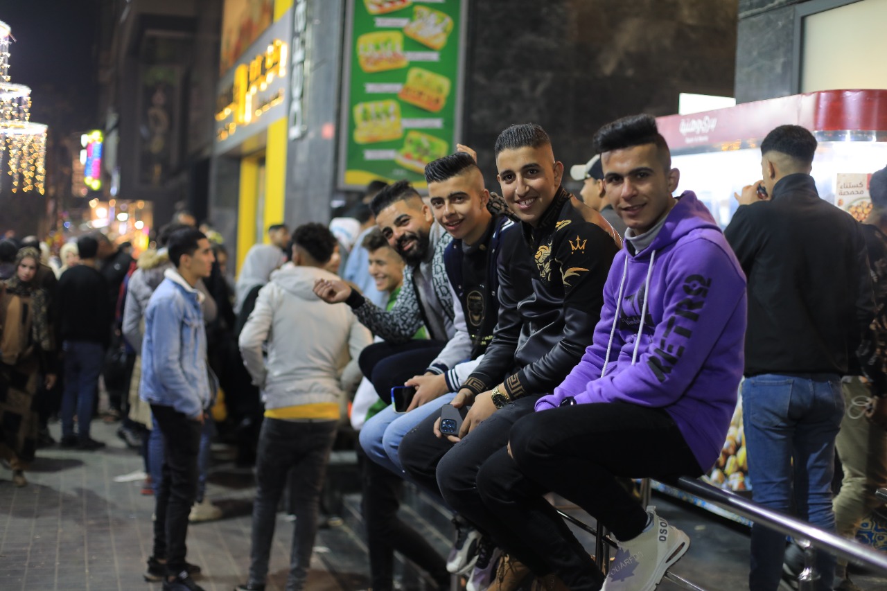 أجواء استقبال المواطنين في غزة للعام الجديد 2023