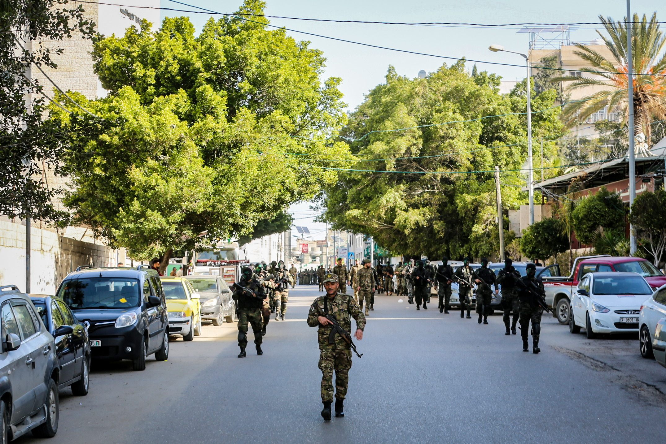 مسير عسكري لدورات قادة السرايا 5، وتأهيل الضباط 15، وصف ضباط 16 بقوات الأمن الوطني