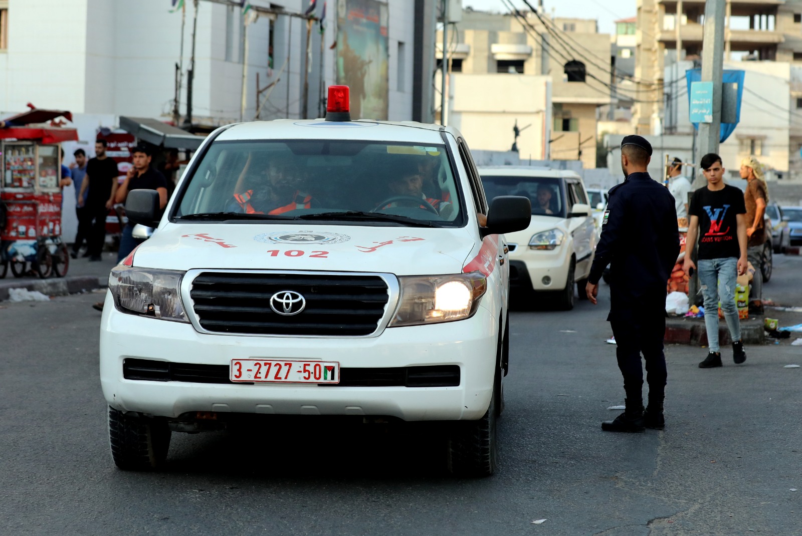 رفع درجة الجهوزية والاستنفار لدى الشرطة والدفاع المدني وأجهزة الداخلية في ظل العدوان الإسرائيلي