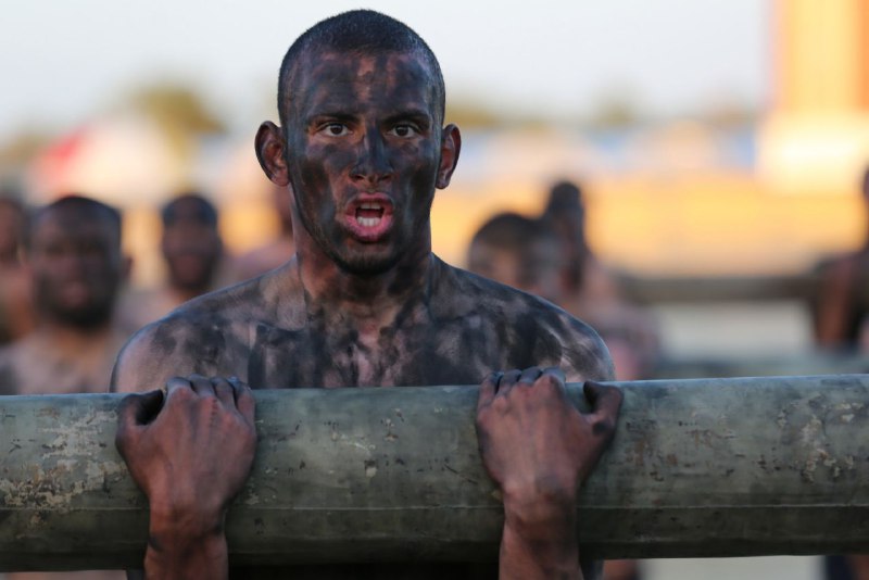 كلية الرباط الجامعية تفتتح دورة الصاعقة للطلبة الخريجين