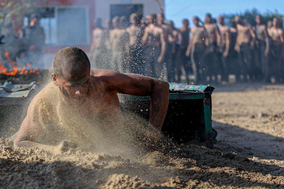 اللواء "أبو نعيم" يتفقـد دورة المستجدّين الألف بمديرية التدريب