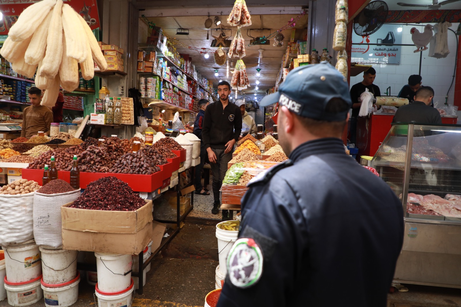 شرطة البلديات في رمضان.. عمل دؤوب لضبط الأسواق