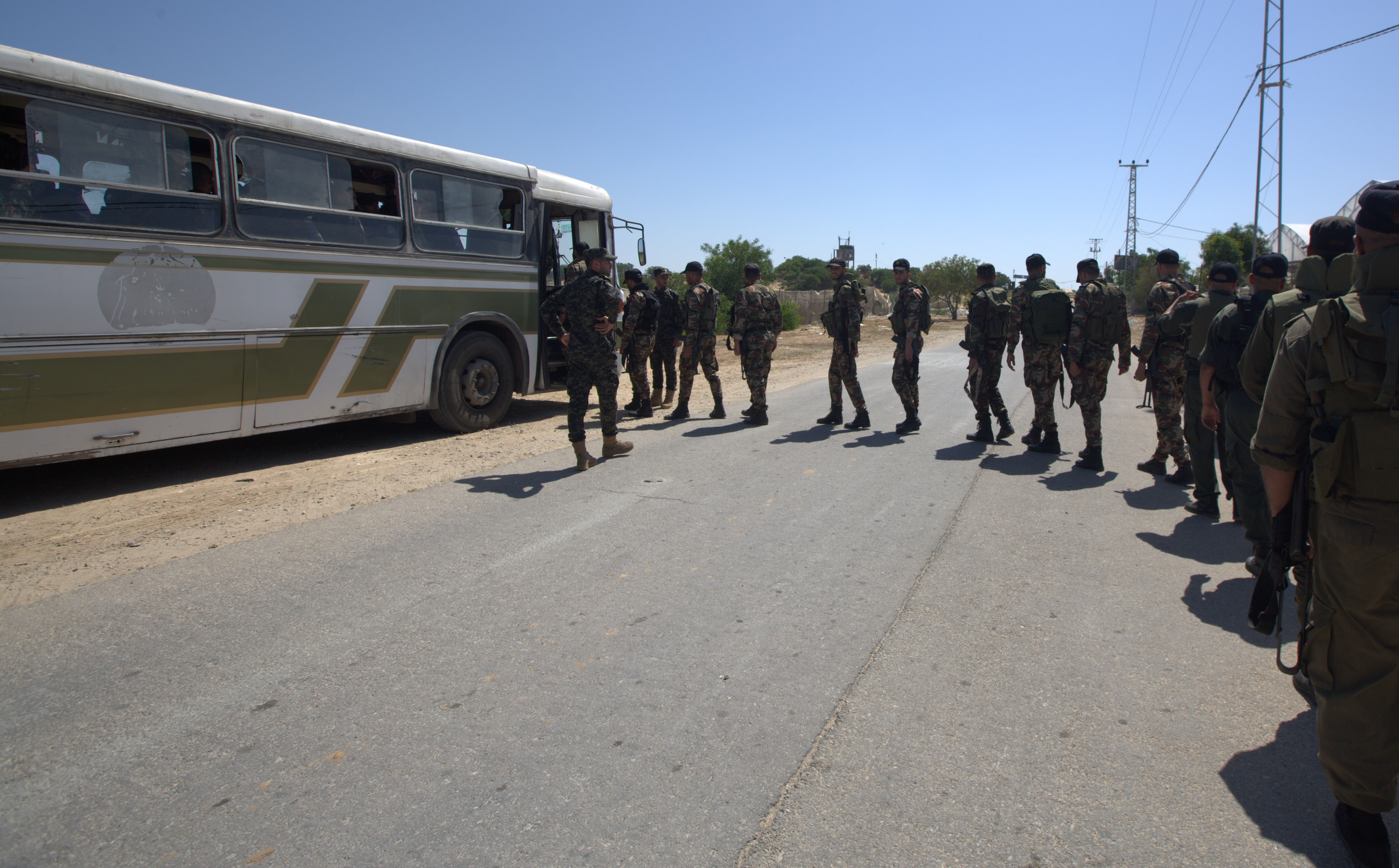 تخييم مغلق لدورتي قادة السرايا وتأهيل الضباط  بالأمن الوطني