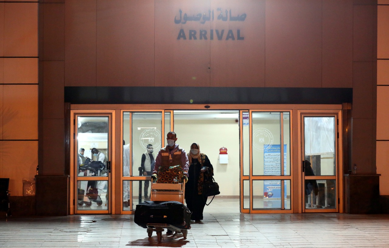 حركة معبر رفح البري خلال أيام فتحه استثنائيًا لمدة أربعة أيام في الاتجاهين