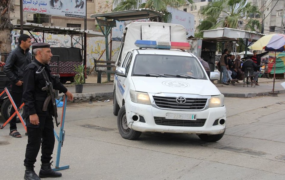 وزارة الداخلية تؤمن وتسهل حركة الجماهير في مسيرات العودة	