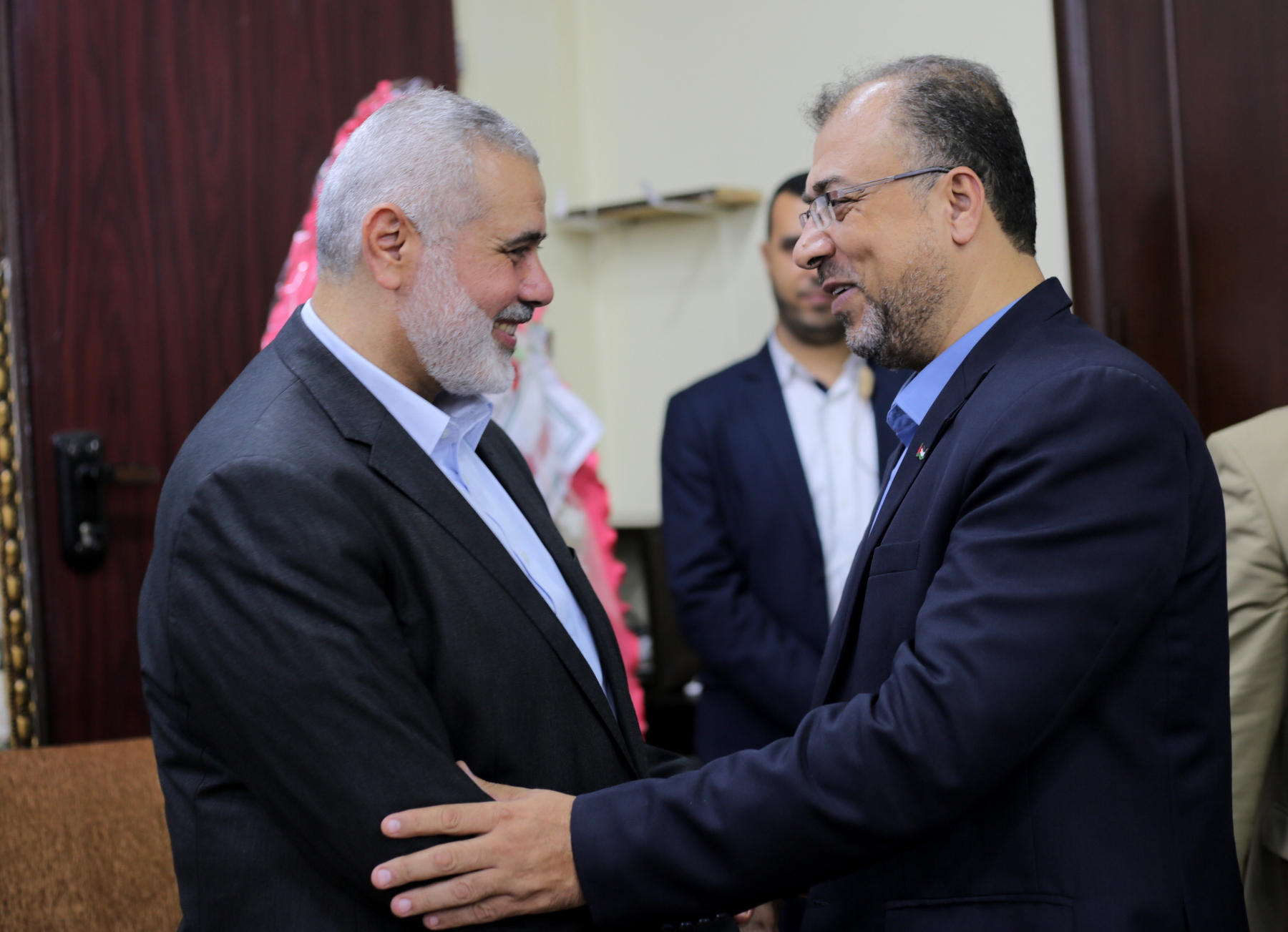 قيادة الداخلية تستقبل معايدة الأجهزة الأمنية والإدارات المركزية