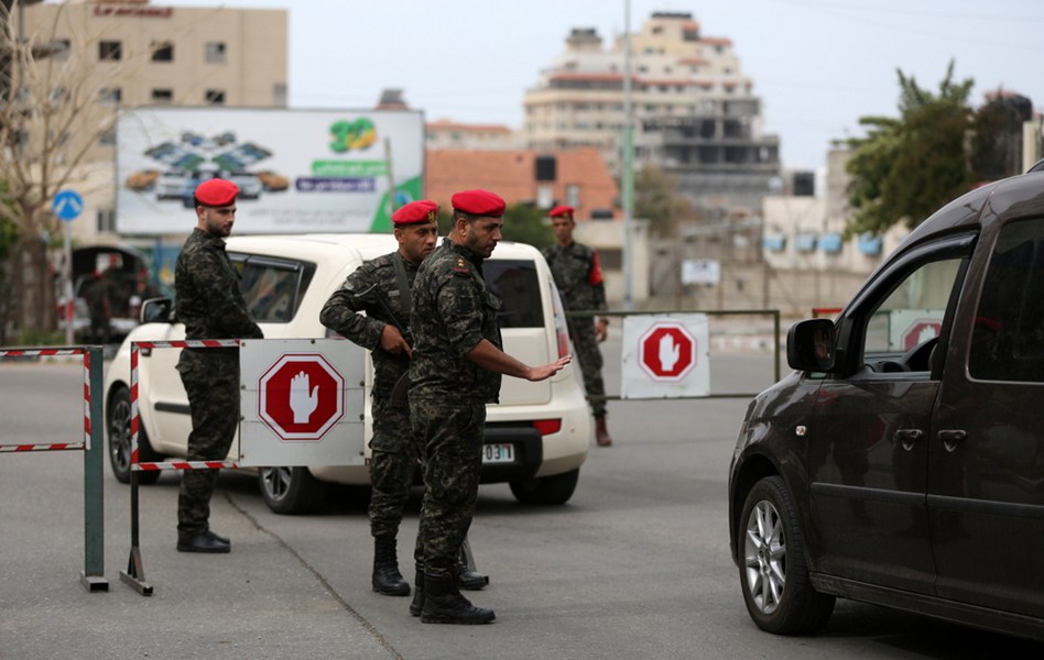 وزارة الداخلية تؤمن وتسهل حركة الجماهير في مسيرات العودة	