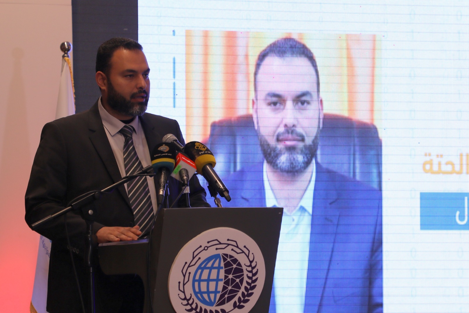 كلية الرباط الجامعية تعقد المؤتمر العلمي حــول "الجريمة الإلكترونية"