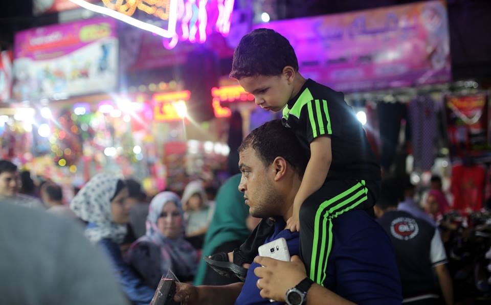 هذه غزة.. عشية عيد الفطر السعيد