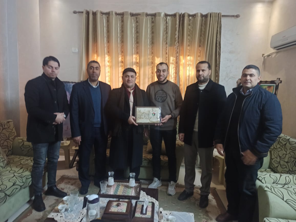 "الداخلية" تطلق حملة زيارات لذوي شهدائها