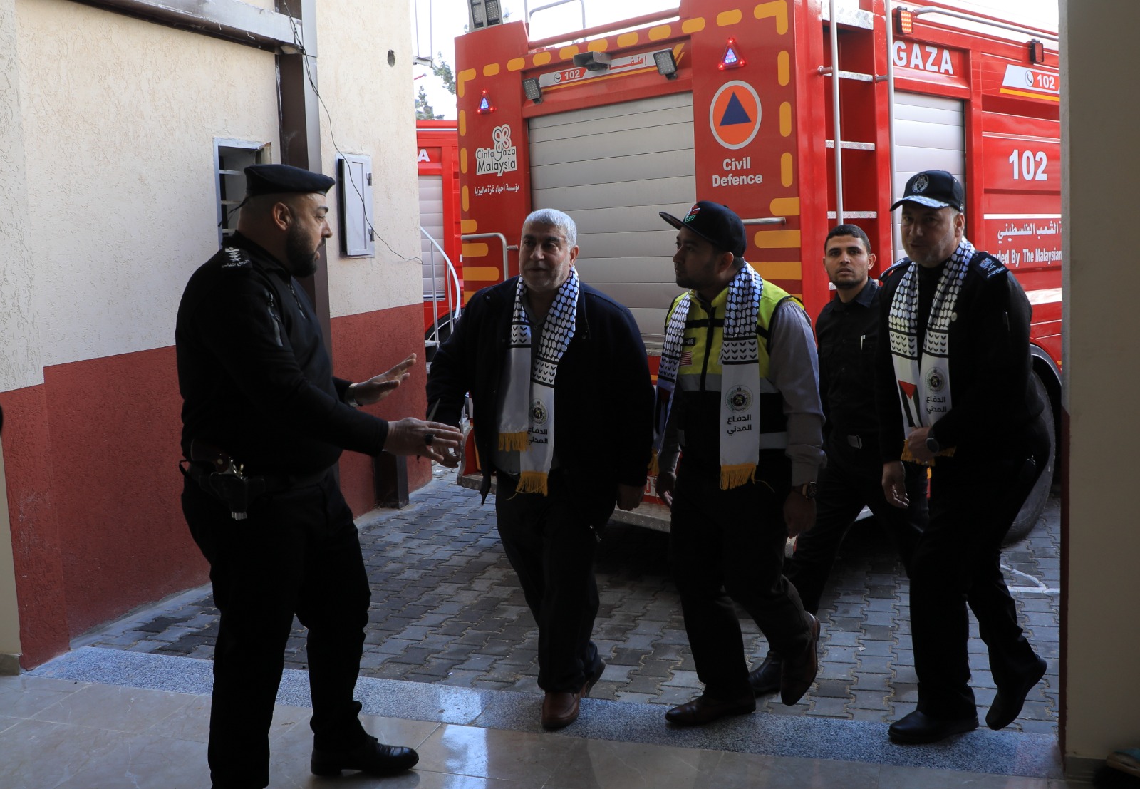 الدفاع المدني يُعلن إنجاز مشروع إنشاء مركبات وترميم مقار 