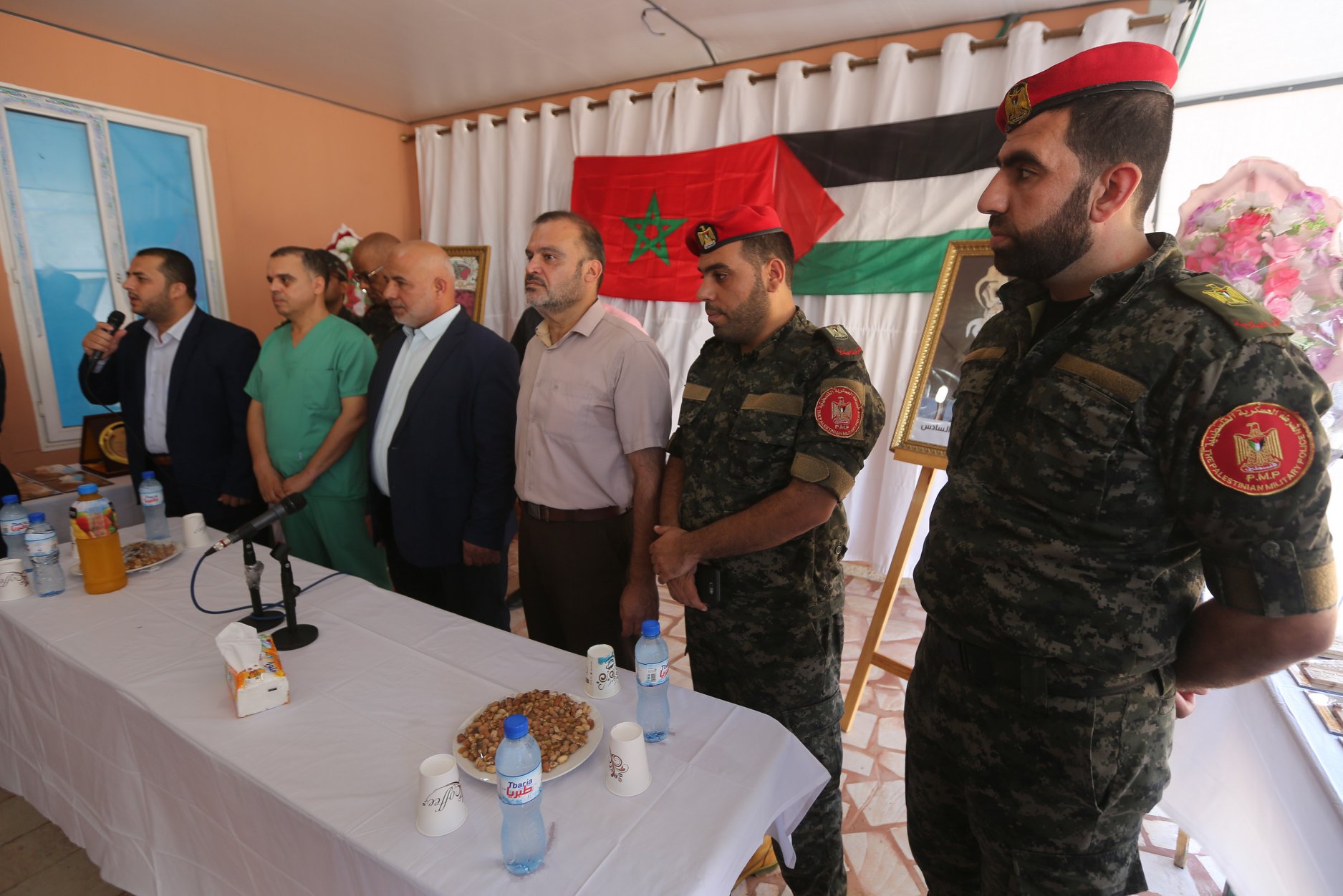 وزارة الداخلية تُكرم طاقم المستشفى الميداني المغربي