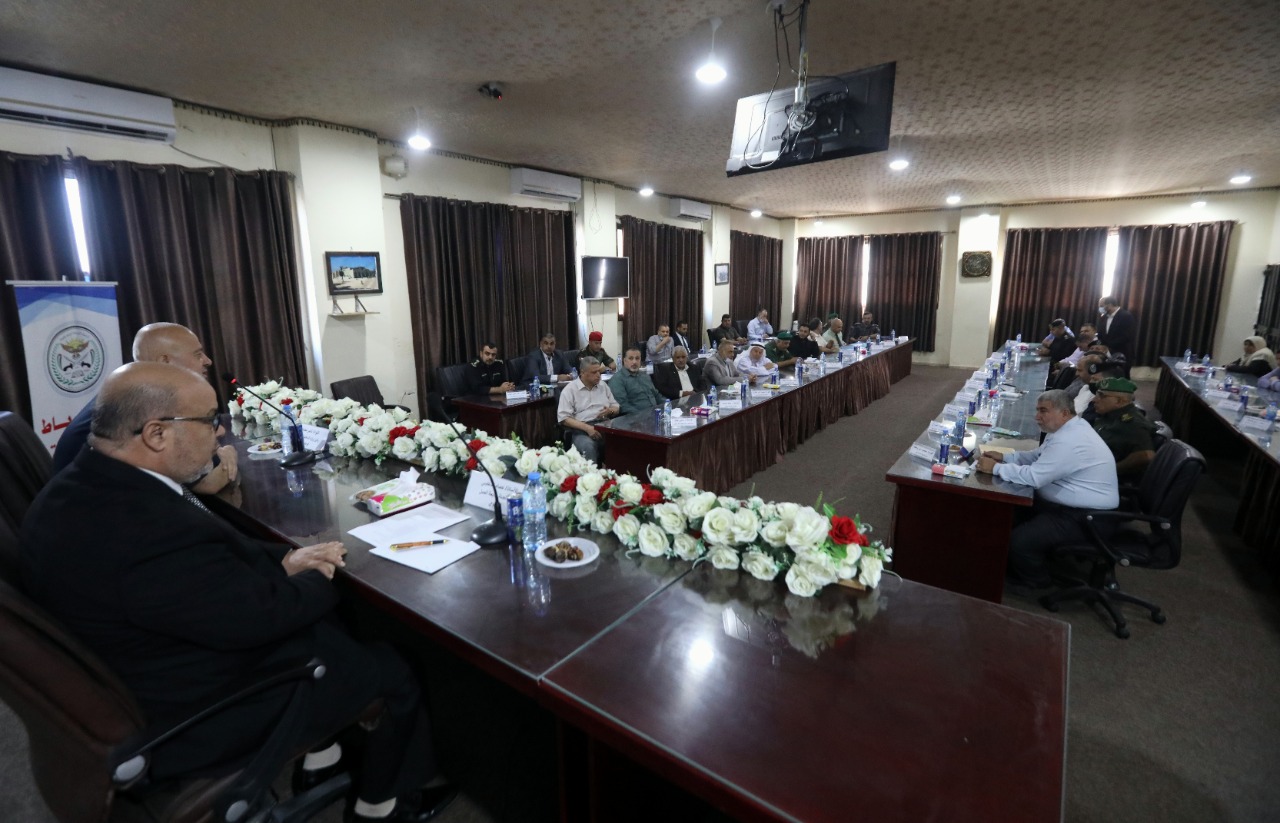 رئيس "لجنة متابعة العمل الحكومي" يلتقي قيادة "الداخلية"