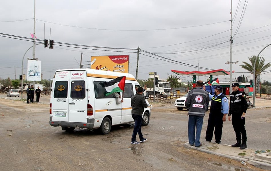 وزارة الداخلية تؤمن وتسهل حركة الجماهير في مسيرات العودة	