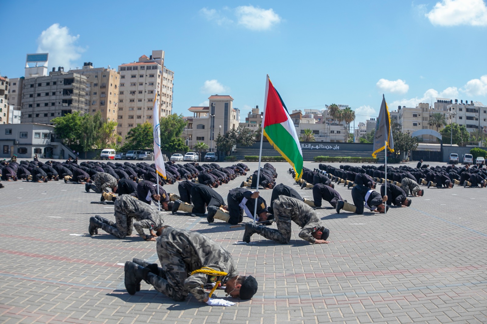 "مديرية التدريب" تُخرج دورة تأهيل الضباط الــ 38