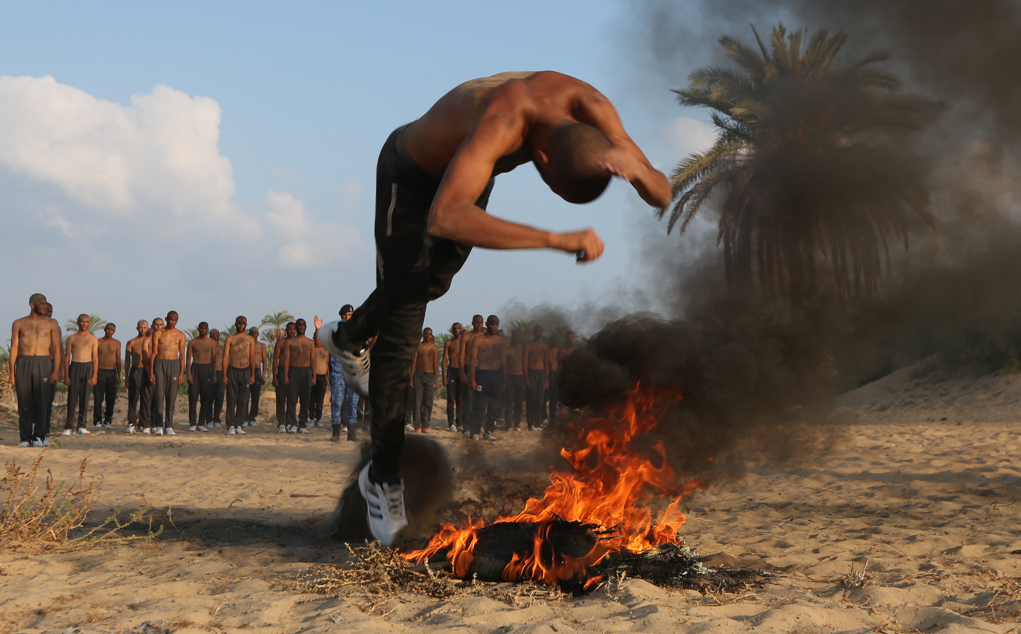 الدورة المغلقة لدفعة البكالوريوس التاسعة والعلوم البحرية الرابعة
