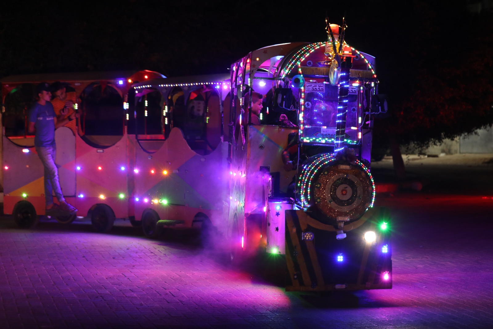 صور من قضاء المواطنين في غزة الإجازة الأسبوعية 