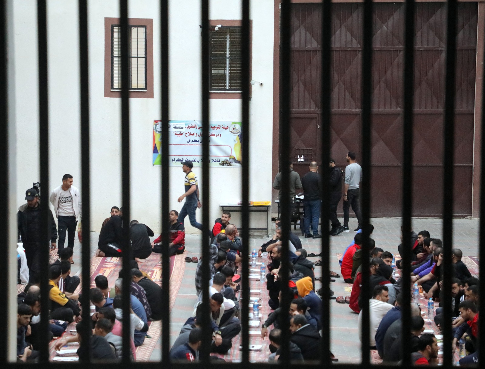 معايشة رمضانية مع النزلاء في مراكز الإصلاح والتأهيل بغزة