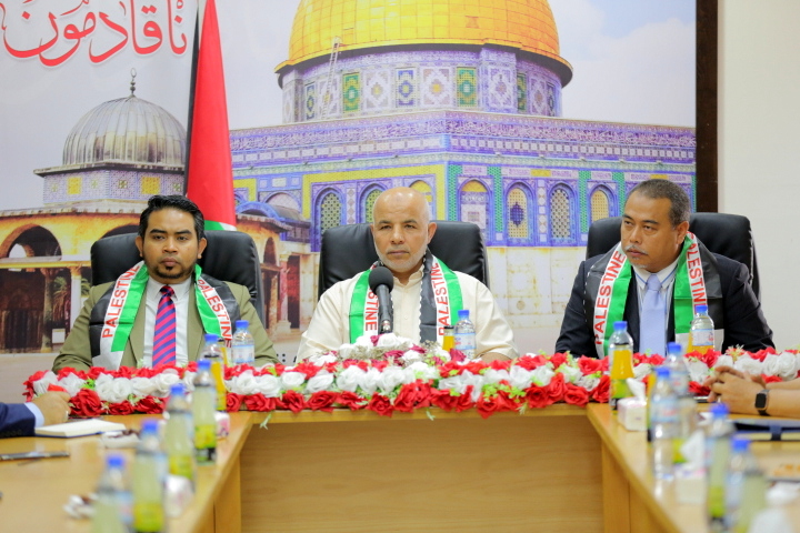 الداخلية تستقبل وفداً ماليزياً