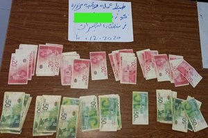 مباحث الوسطى توقف شخصاً بحوزته مبلغ مزور بقيمة 2700 شيكل