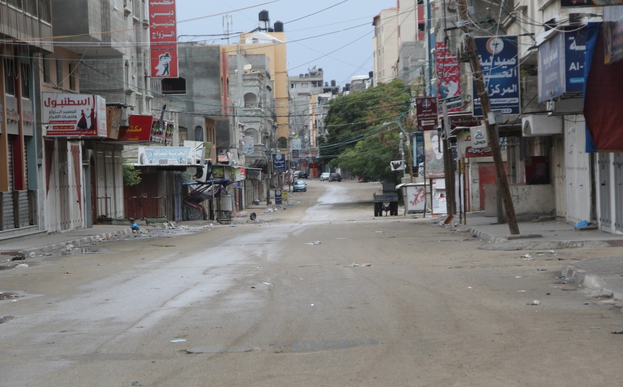 استمرار الإغلاق الكلي للمحال والمنشآت (الجمعة والسبت) للأسبوع الثامن