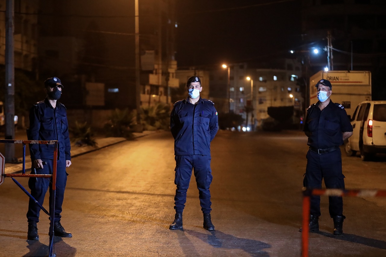 سريان حظر التجول بغزة لليوم الحادي عشر لمواجهة "كورونا"