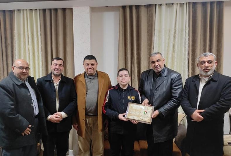 "الداخلية" تطلق حملة زيارات لذوي شهدائها