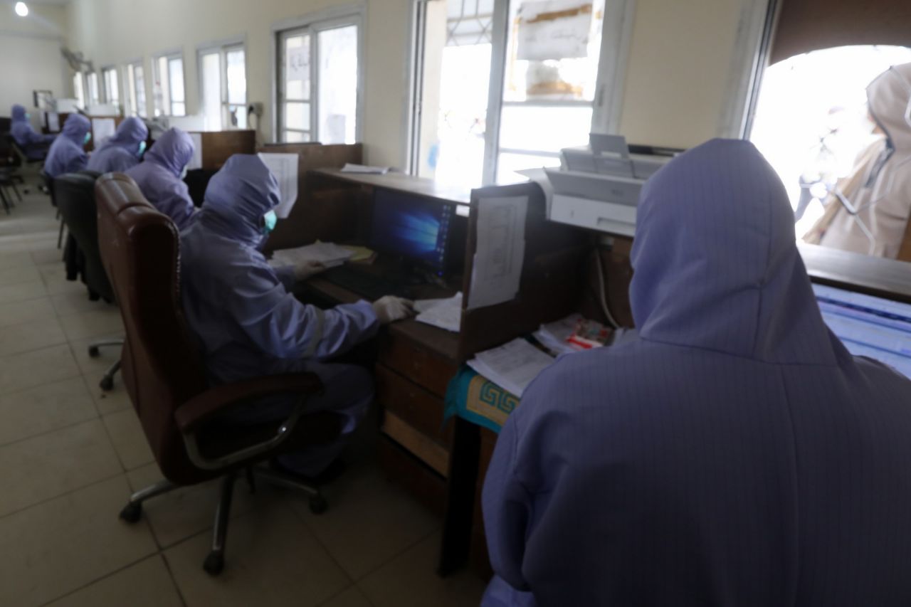 إجراءات الوقاية والسلامة في المعابر التجارية