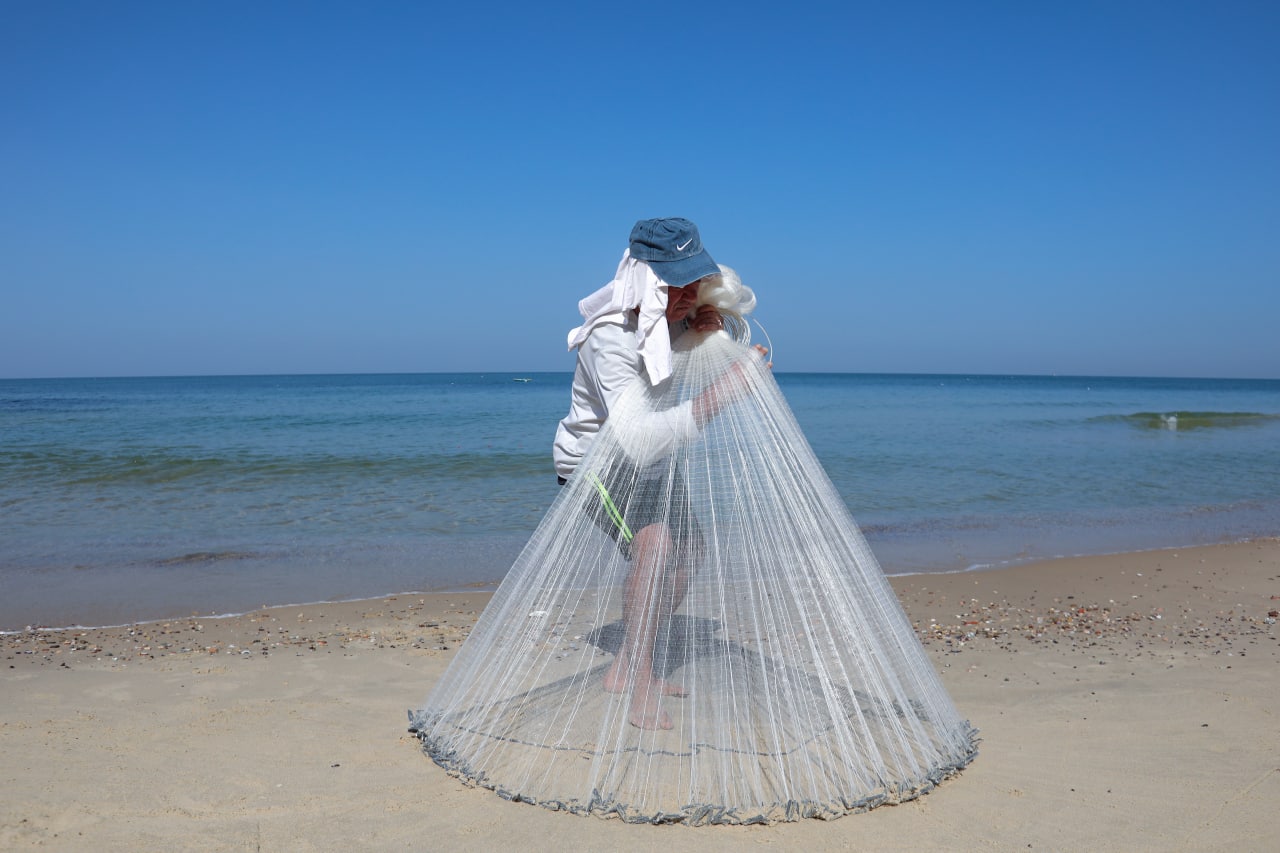 موسم صيد "سلطعون البحر" في غزة