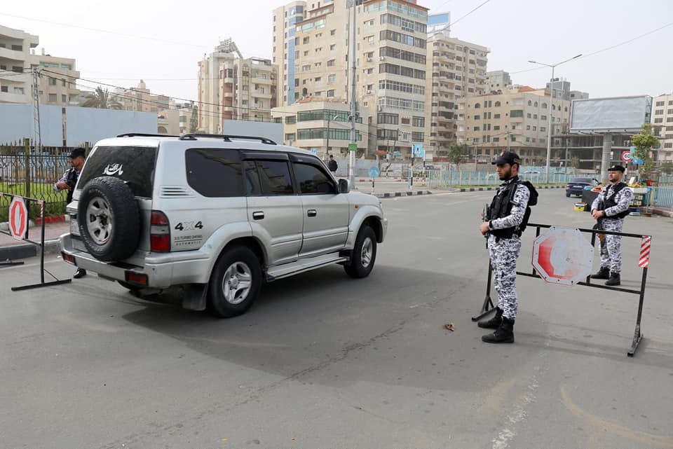 أجهزة الداخلية تُساند جماهير شعبنا المشاركة في مليونية الأرض والعودة
