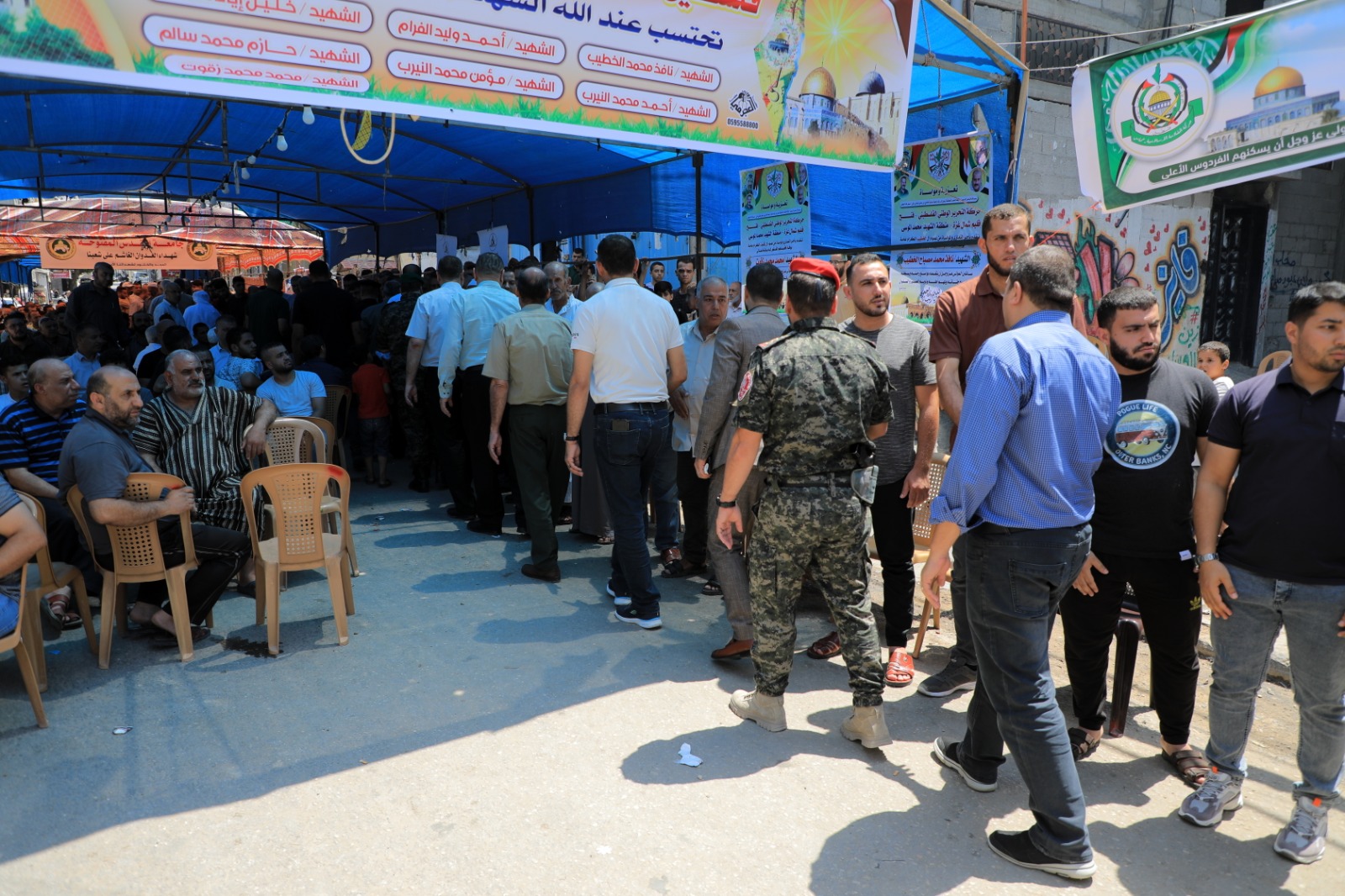 قيادة "الداخلية" تعزي ذوي شهداء العدوان الإسرائيلي