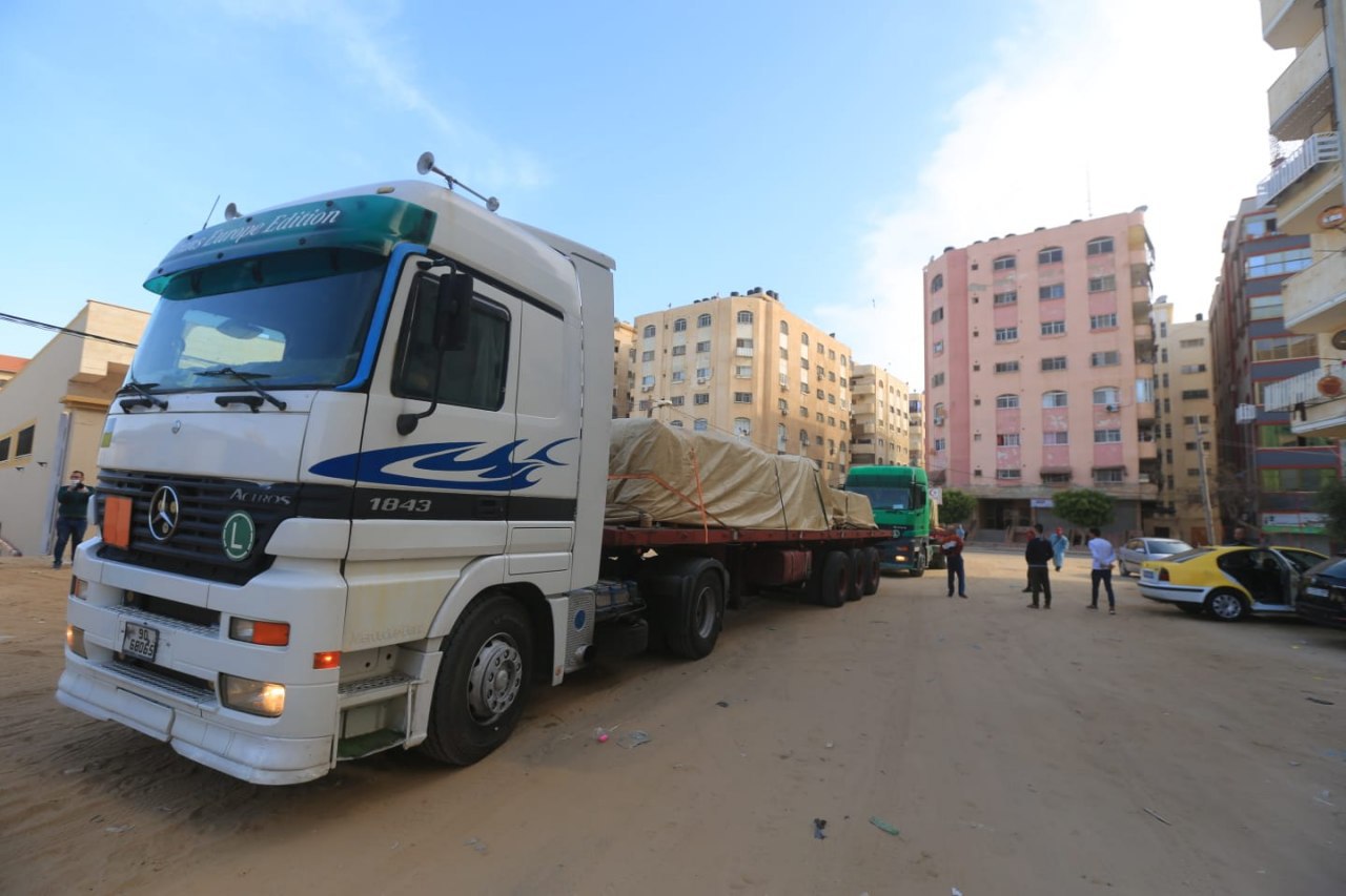 "الشرطة العسكرية" تؤمن وصول مساعدات أردنية لغزة