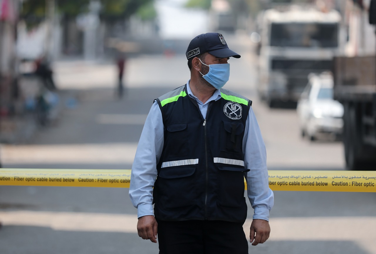 حظر التجول في غزة يدخل يومه الثاني عشر لمواجهة انتشار "كورونا"