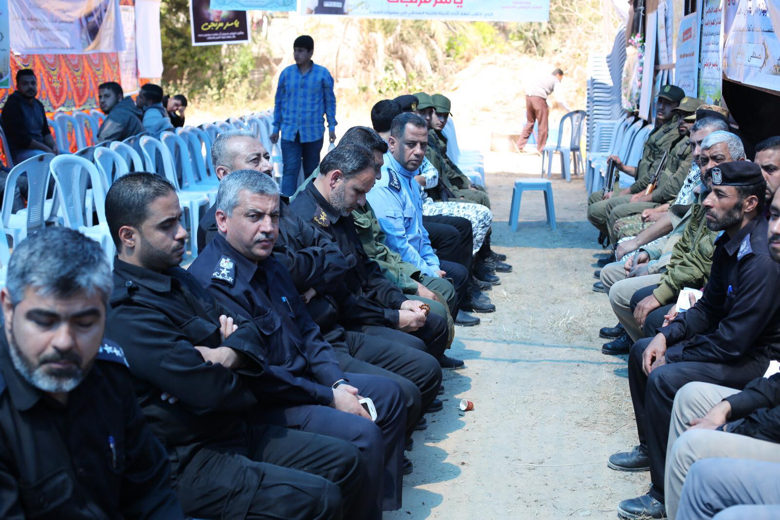 الداخلية تقدم واجب العزاء لذوي شهداء الجمعة الثانية من مسيرات العودة