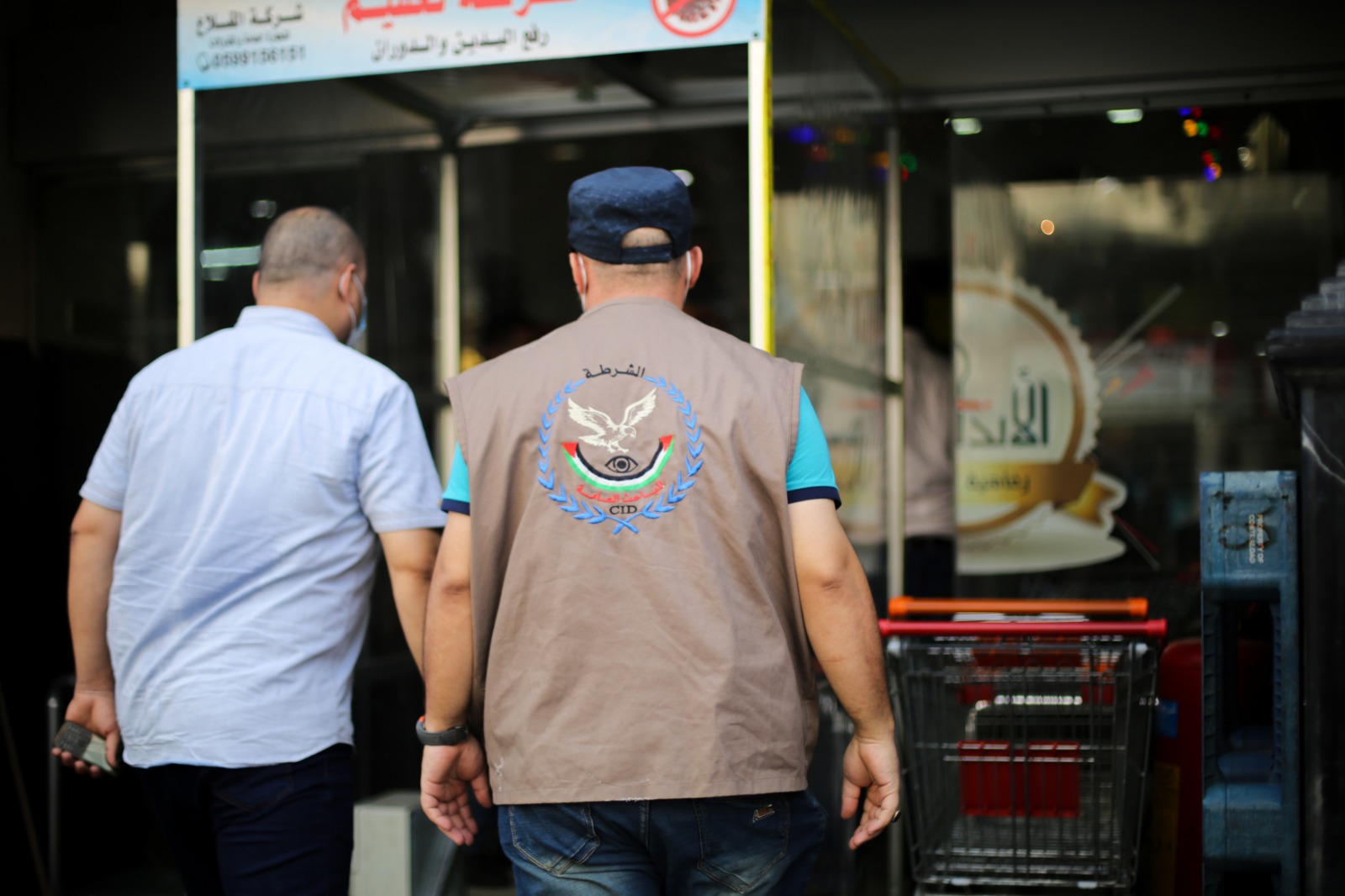 فتح المولات التجارية جزئياً في المناطق التي تشهد تخفيفاً للإجراءات