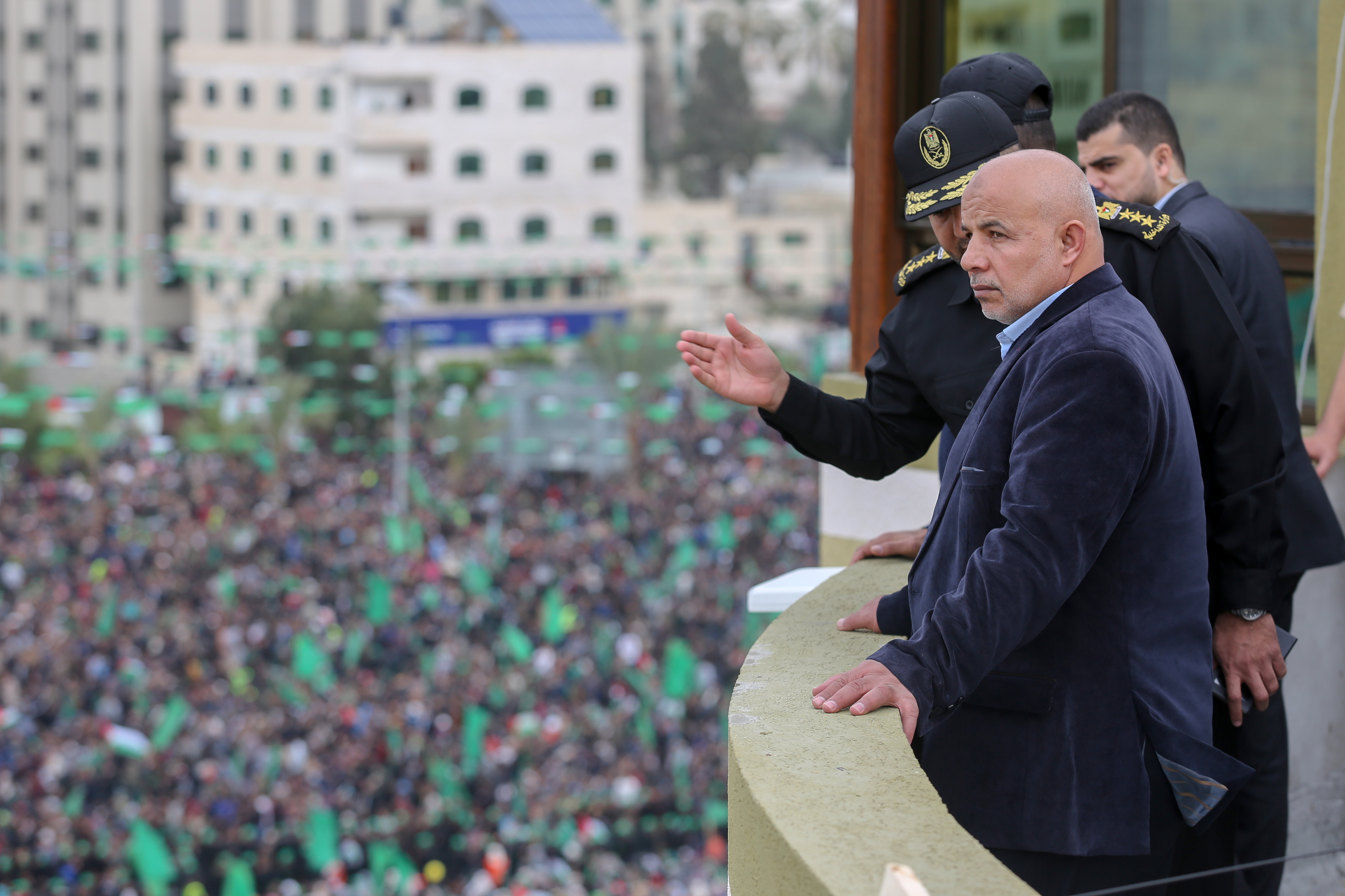 تأمين مهرجان انطلاقة حركة حماس في ساحة الكتيبة بغزة