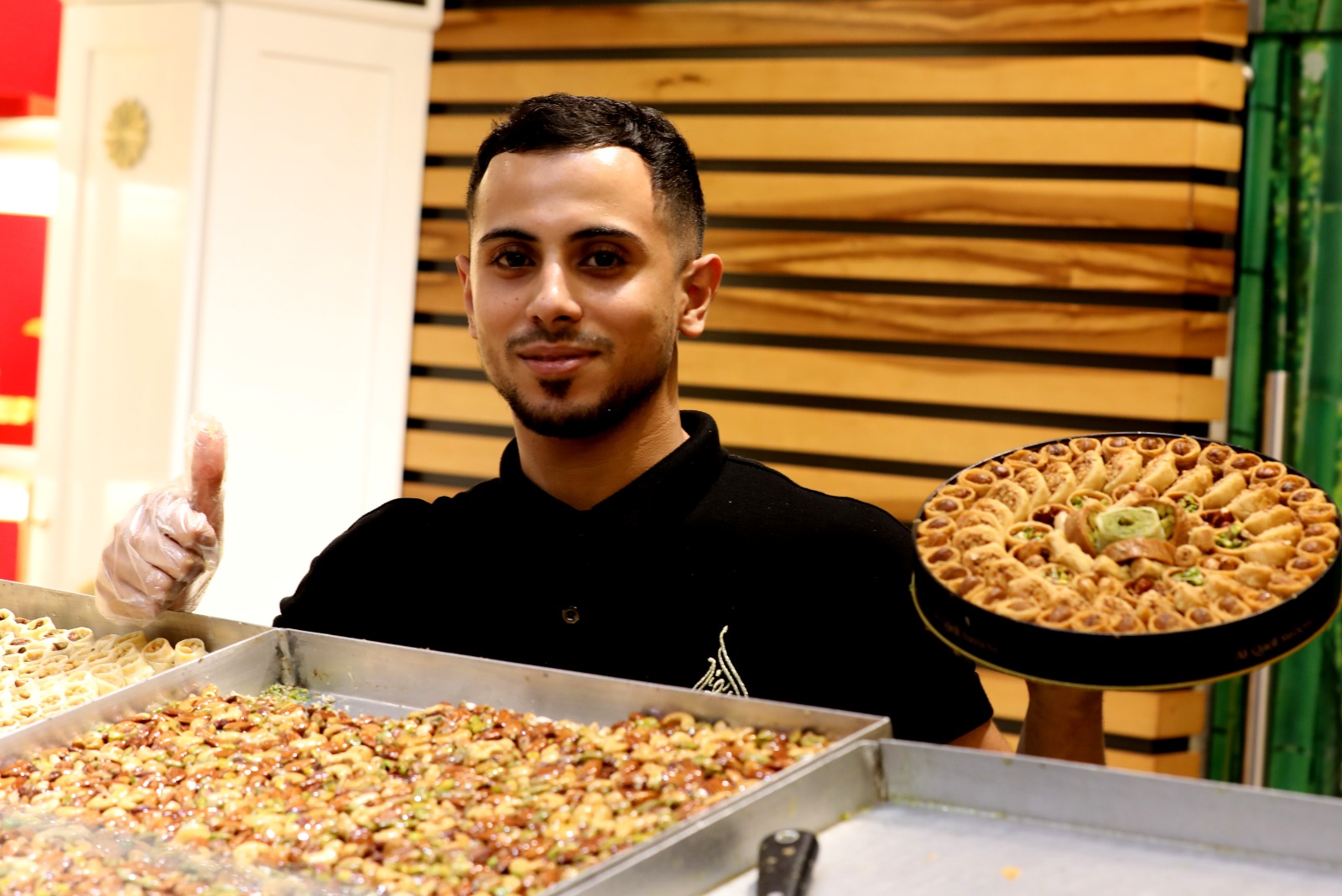 صور من قضاء المواطنين في غزة الإجازة الأسبوعية 