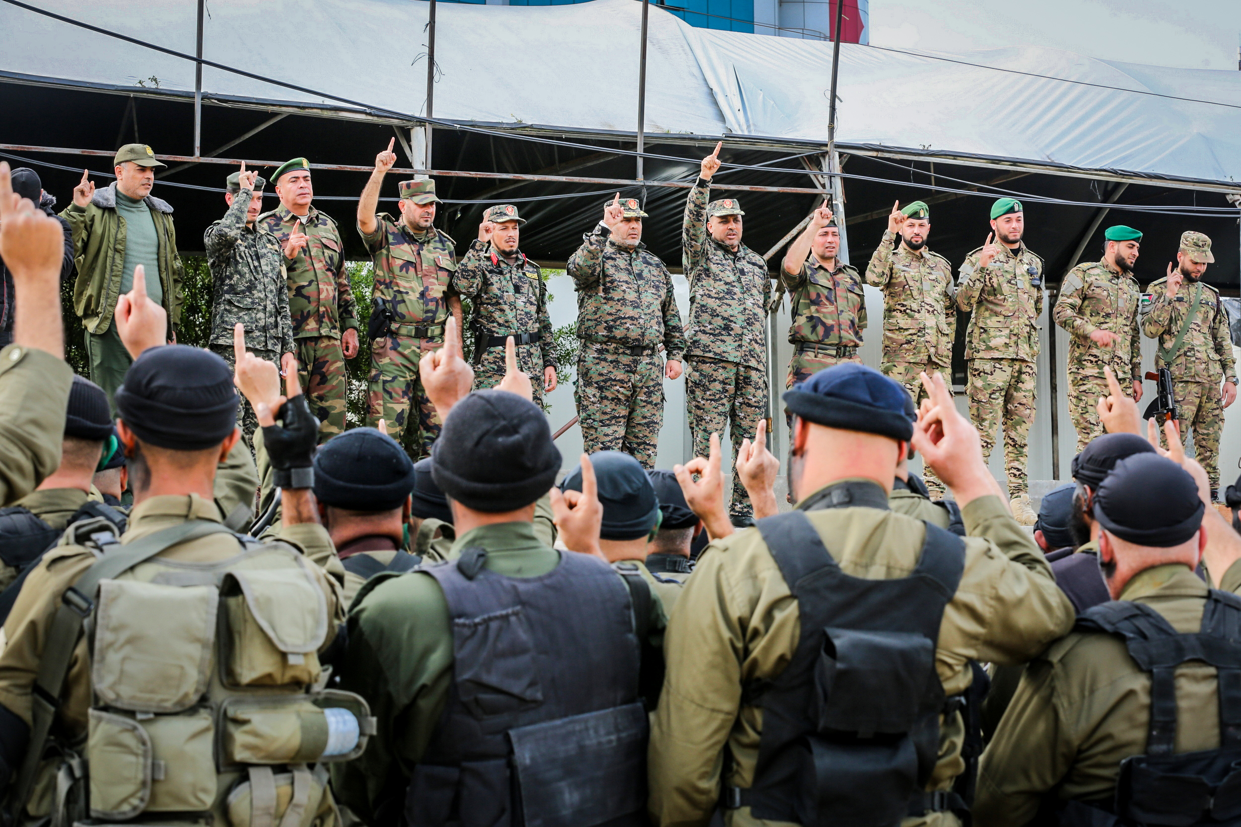 مسير عسكري لدورات قادة السرايا 5، وتأهيل الضباط 15، وصف ضباط 16 بقوات الأمن الوطني