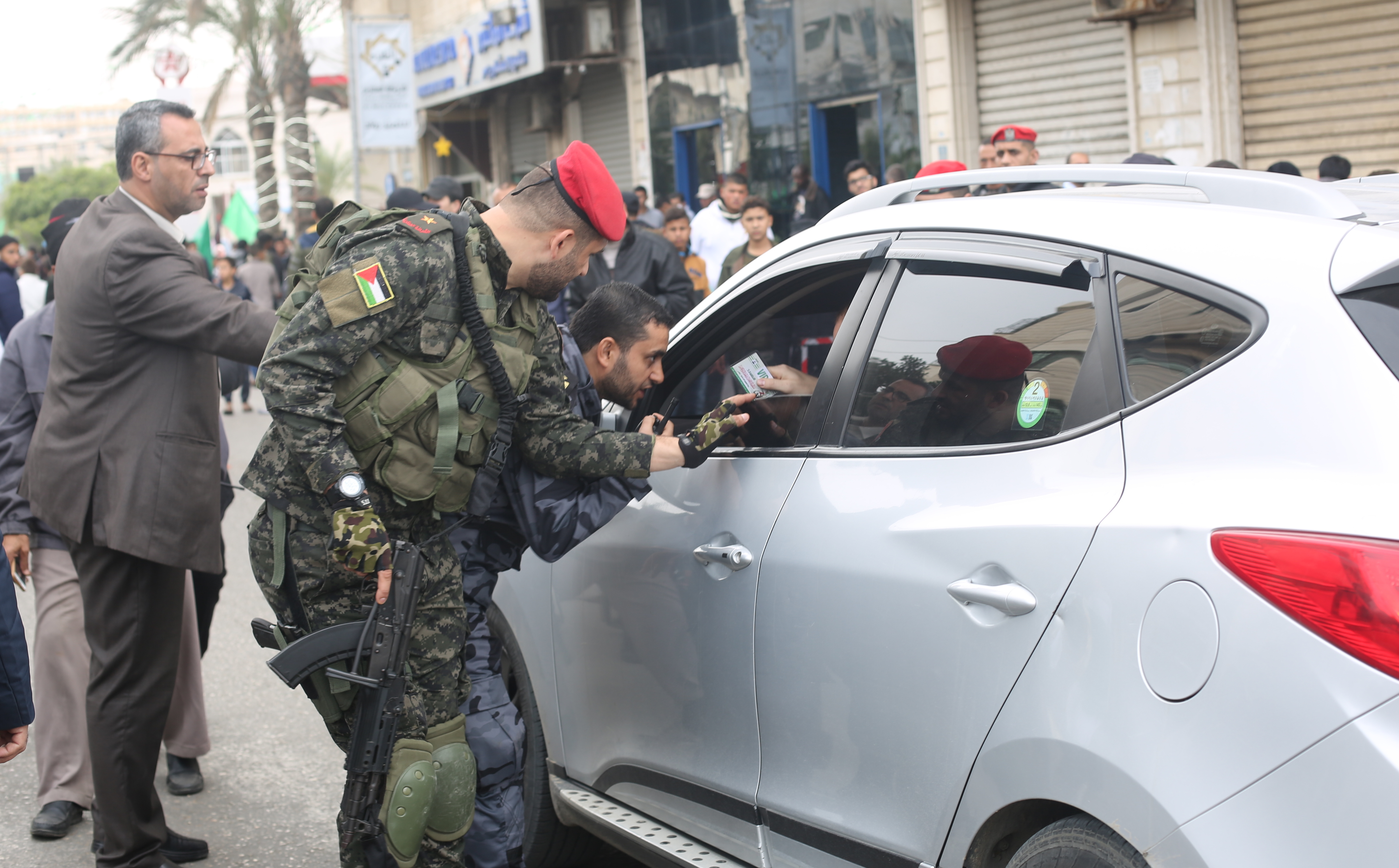 تأمين مهرجان انطلاقة حركة حماس في ساحة الكتيبة بغزة