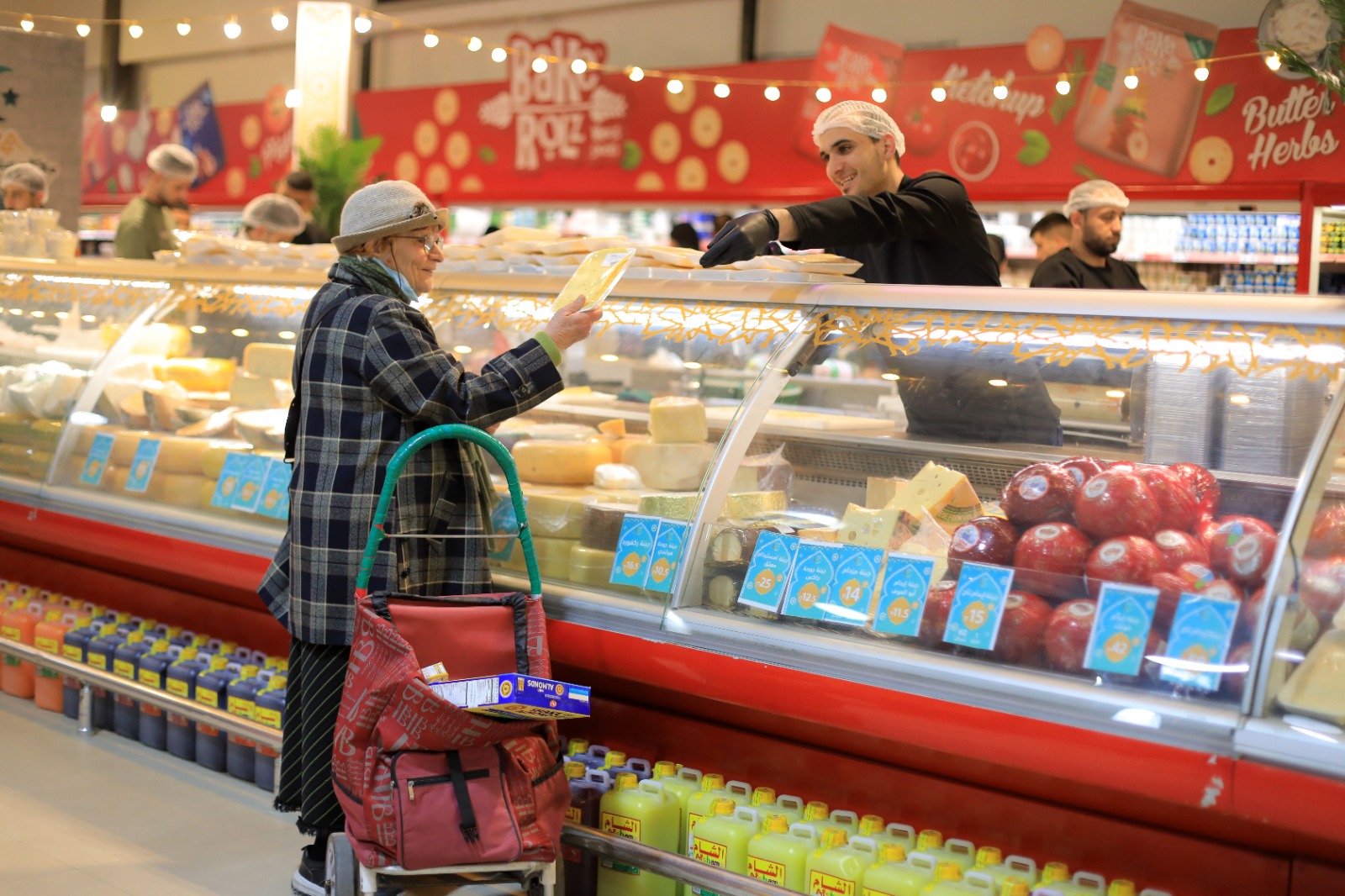 أجواء استقبال شهر رمضان المبارك في عدد من مناطق قطاع غزة