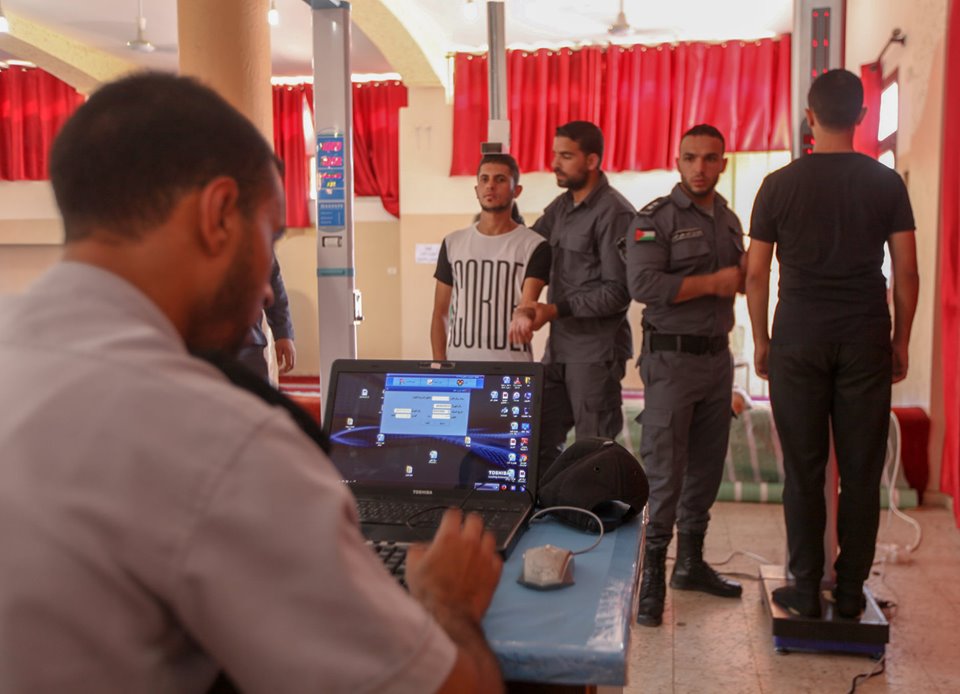  انطلاق اختبارات استيعاب ألف منتسب جديد لقوى الأمن الفلسطينية