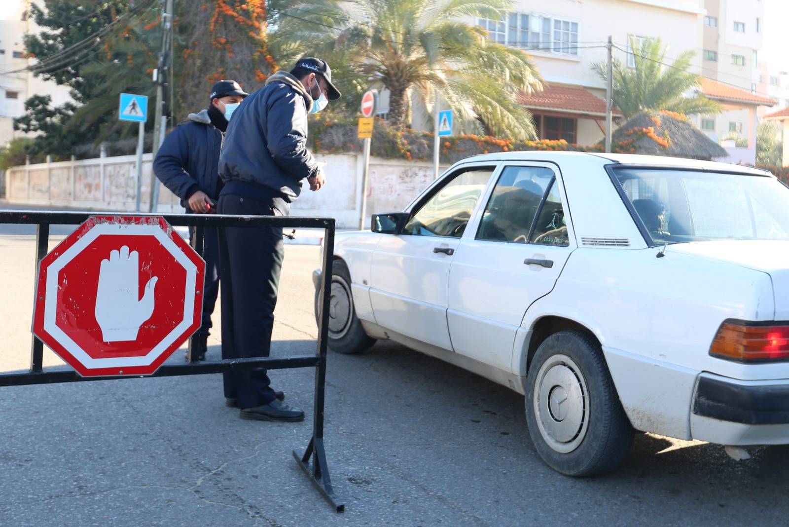 استمرار الإغلاق الكلي للمحال والمنشآت (الجمعة والسبت) للأسبوع السابع