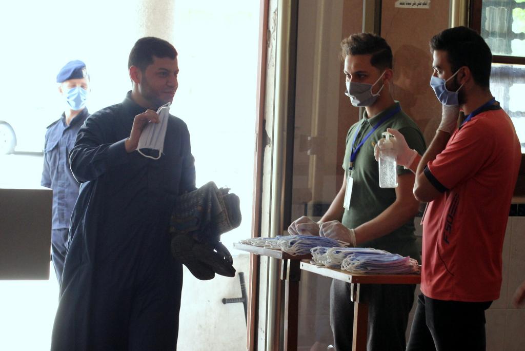 الشرطة تؤمن إقامة صلاة الجمعة وفق إجراءات الوقاية والسلامة