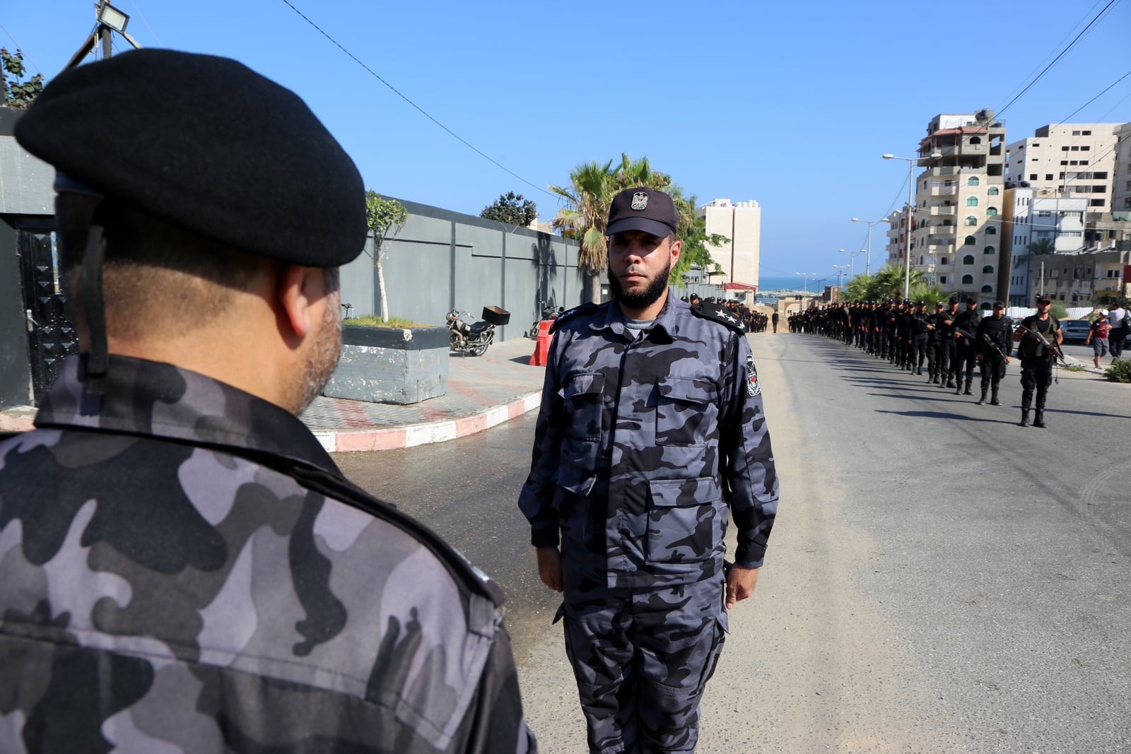 مديرية التدريب تُنظم مسيراً عسكرياً للدورة "التأسيسية الثانية"