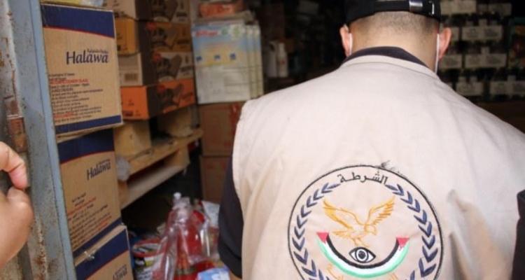 مباحث التموين بالوسطى تحرر 5 محاضر ضبط بحق تجار مخالفين للتسعيرة الرسمية