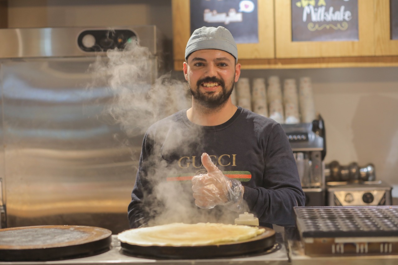 أجواء قضاء المواطنين بغزة الإجازة الأسبوعية في عدد من الأماكن الترفيهية مساء الجمعة