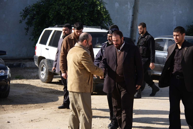 بالصور وزير الداخليه يفتتع مركز شرطه القراره ومركز الشرقيه ونظاره خان يونس ويزور بيت عزاء الشهيدزاهر