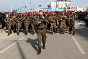 الداخلية تطالب سلطة رام الله بصياغة عقيدة أجهزتها الأمنية على أسس وطنية